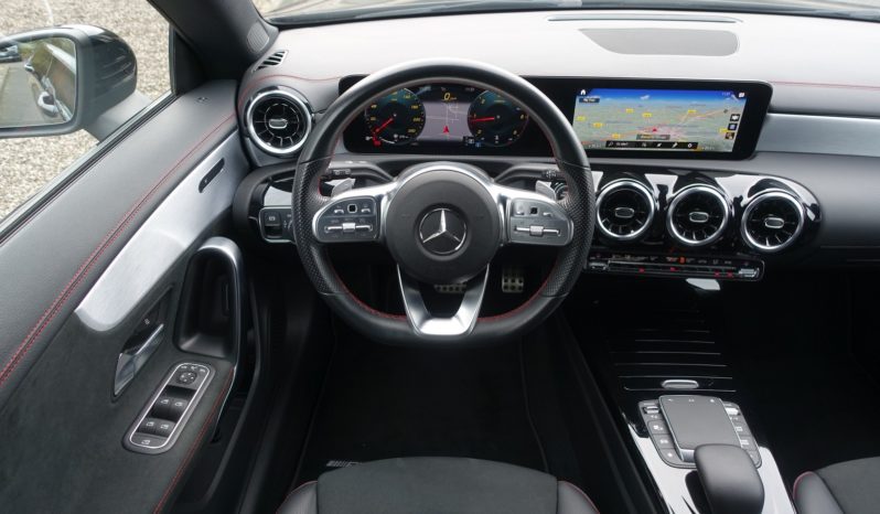 MERCEDES CLASSE CLA 200D 8G-DCT SHOOTING BRAKE 150 CH AMG-LINE complet