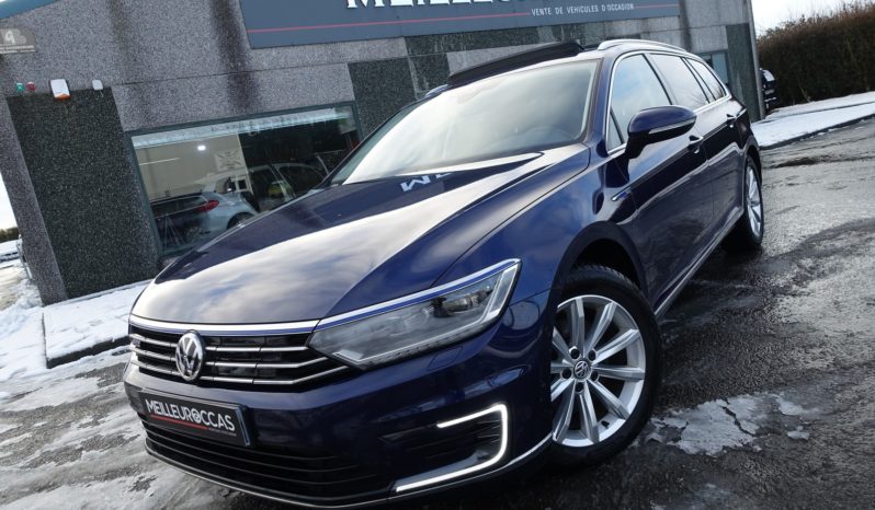 VOLKSWAGEN PASSAT SW 218 CH GTE HYBRIDE RECHARGEABLE DSG complet