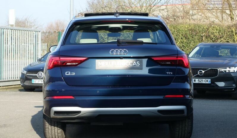 AUDI Q3 35 TDI 150 CH S-TRONIC complet