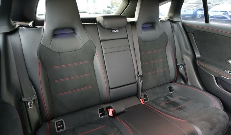 MERCEDES CLA 200D SHOOTING BRAKE 8G-DCT 150 CH ( Break )  AMG-LINE complet