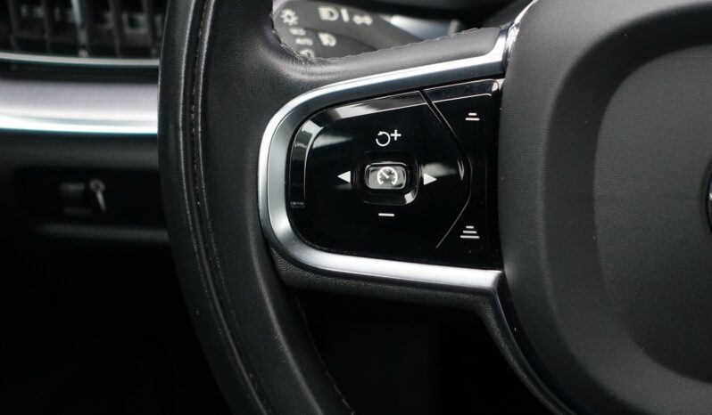 VOLVO V 60 D3 2.0 L GEARTRONIC 150CH MOMENTUM complet