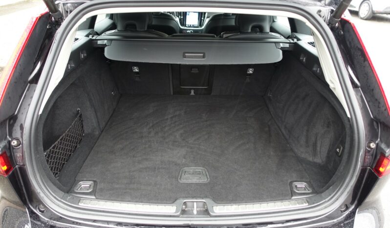 VOLVO V 60 D3 2.0 L GEARTRONIC 150CH MOMENTUM complet
