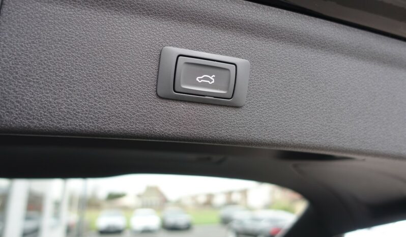 AUDI Q3 2.0L TDI S-TRONIC 150 CH PHASE 2 complet