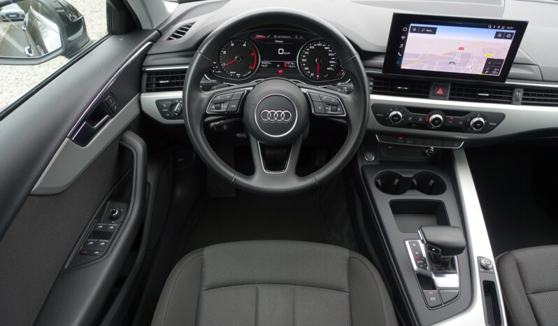 AUDI A4 AVANT 30 TDI MHEV PHASE 2 S-TRONIC complet
