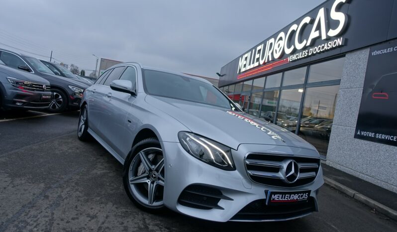 MERCEDES CLASSE E 300DE BREAK 9G-TRONIC 306 CH HYBRIDE EQ POWER ( Diesel + élec )  AMG-LINE complet