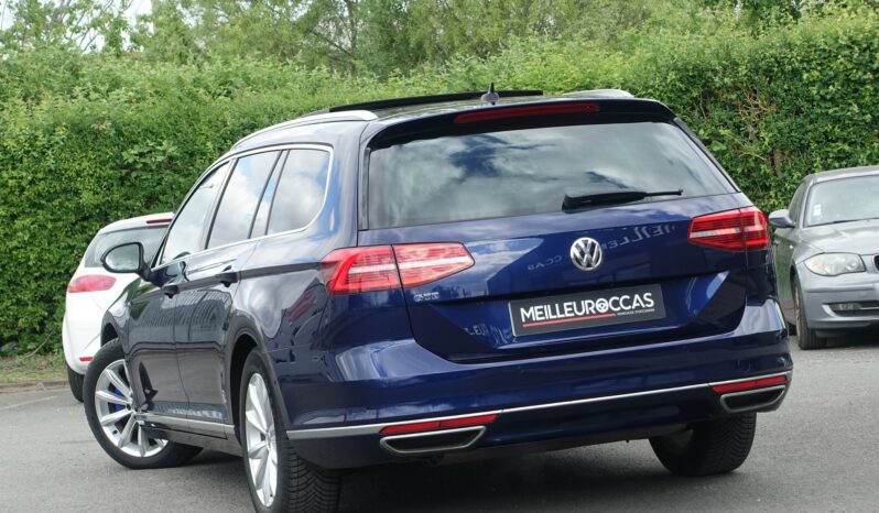VOLKSWAGEN PASSAT SW 218 CH GTE HYBRIDE RECHARGEABLE DSG complet