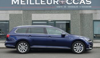 VOLKSWAGEN PASSAT SW 218 CH GTE HYBRIDE RECHARGEABLE DSG complet