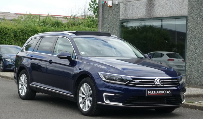VOLKSWAGEN PASSAT SW 218 CH GTE HYBRIDE RECHARGEABLE DSG complet