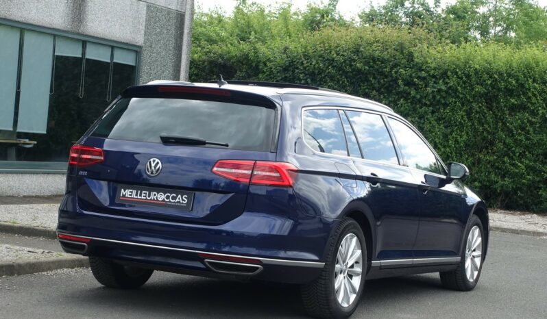 VOLKSWAGEN PASSAT SW 218 CH GTE HYBRIDE RECHARGEABLE DSG complet