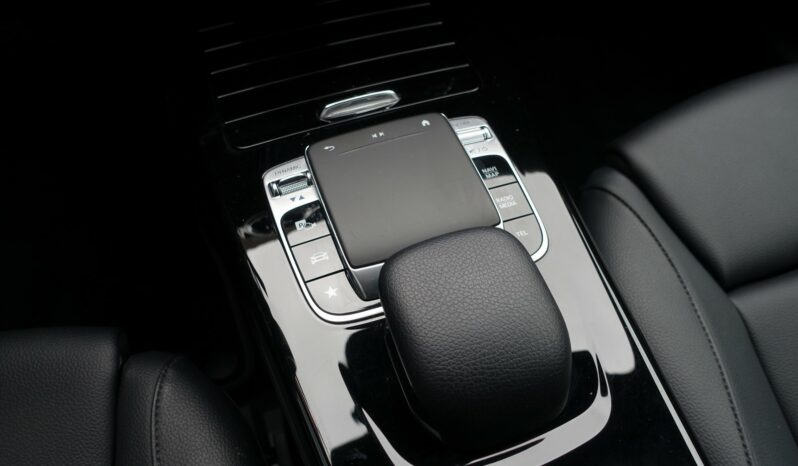 NOUVELLE MERCEDES CLASSE A BERLINE 180d 7G-DCT complet