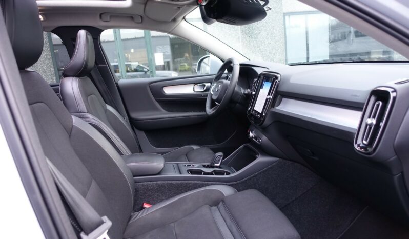 VOLVO XC 40 D3 2.0 L GEARTRONIC 150CH MOMENTUM complet