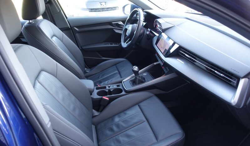AUDI A3 30 TFSI SPORTBACK S-LINE complet