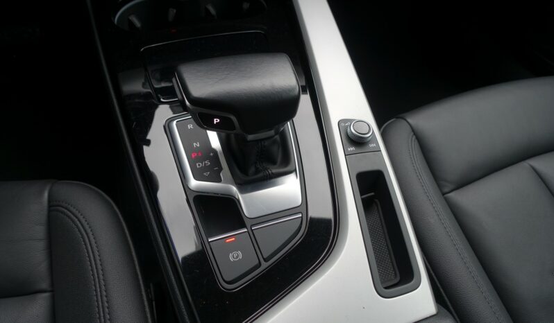AUDI A4 AVANT 35 TFSI MHEV 150 CH S-TRONIC complet