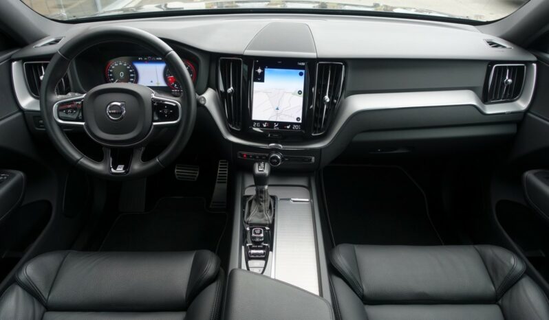 VOLVO XC 60 D4 2.0 L GEARTRONIC 190CH R-DESIGN complet