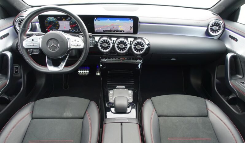 NOUVELLE MERCEDES CLA SHOOTING BRAKE 180 7G-DCT AMG-LINE complet
