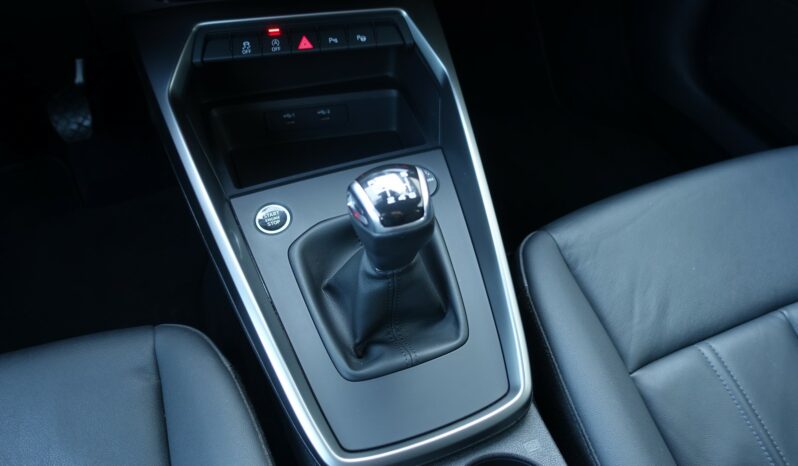 AUDI A3 30 TFSI SPORTBACK S-LINE complet