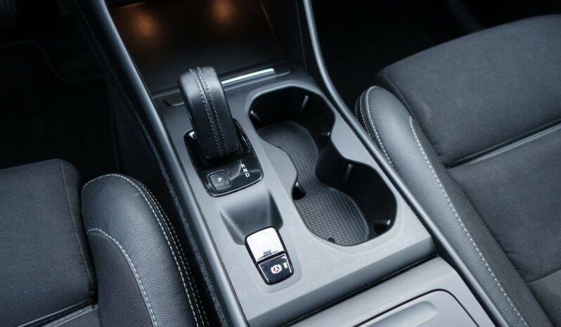 VOLVO XC 40 D3 2.0 L GEARTRONIC 150CH MOMENTUM complet