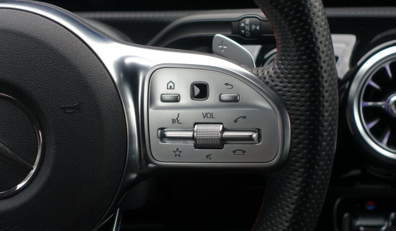 NOUVELLE MERCEDES CLA SHOOTING BRAKE 180 7G-DCT AMG-LINE complet