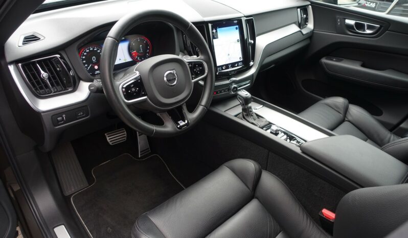 VOLVO XC 60 D4 2.0 L GEARTRONIC 190CH R-DESIGN complet