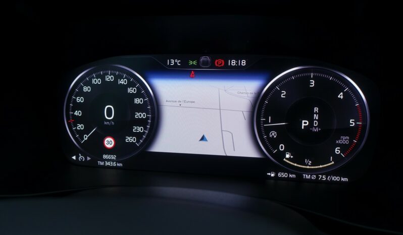 VOLVO XC 40 D3 2.0 L GEARTRONIC 150CH MOMENTUM complet