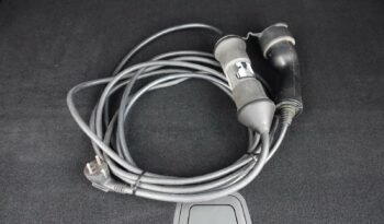 VOLVO XC 60 T6 HYBRIDE RECHARGEABLE GEARTRONIC AWD 340 CH ( 253 CH + 87 CH ) R-DESIGN complet
