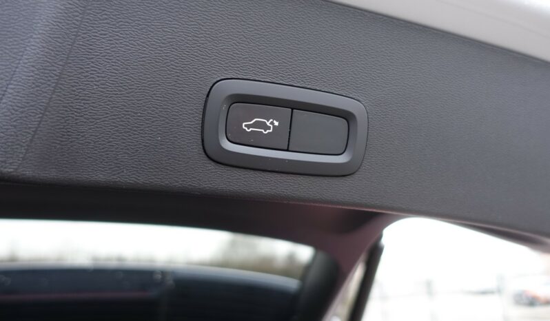 VOLVO XC 40 D3 2.0 L GEARTRONIC 150CH MOMENTUM complet