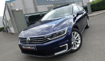 VOLKSWAGEN PASSAT SW 218 CH GTE HYBRIDE RECHARGEABLE DSG complet