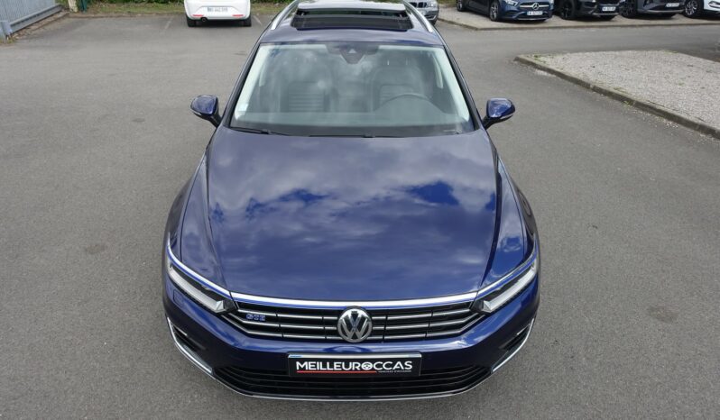 VOLKSWAGEN PASSAT SW 218 CH GTE HYBRIDE RECHARGEABLE DSG complet