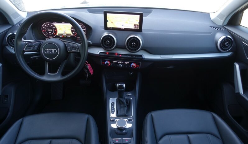 AUDI Q2 35 TFSI 150 CH S-TRONIC S-LINE complet
