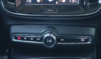 VOLVO XC 40 D3 2.0 L GEARTRONIC 150CH MOMENTUM complet