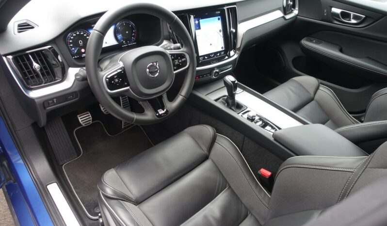VOLVO V 60 D3 2.0 L 150CH R-DESIGN complet