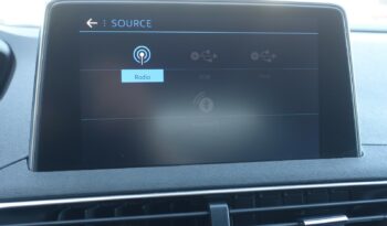 PEUGEOT 3008 1.5 L BLUEHDI 130 CH ALLURE complet