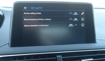 PEUGEOT 3008 1.5 L BLUEHDI 130 CH ALLURE complet