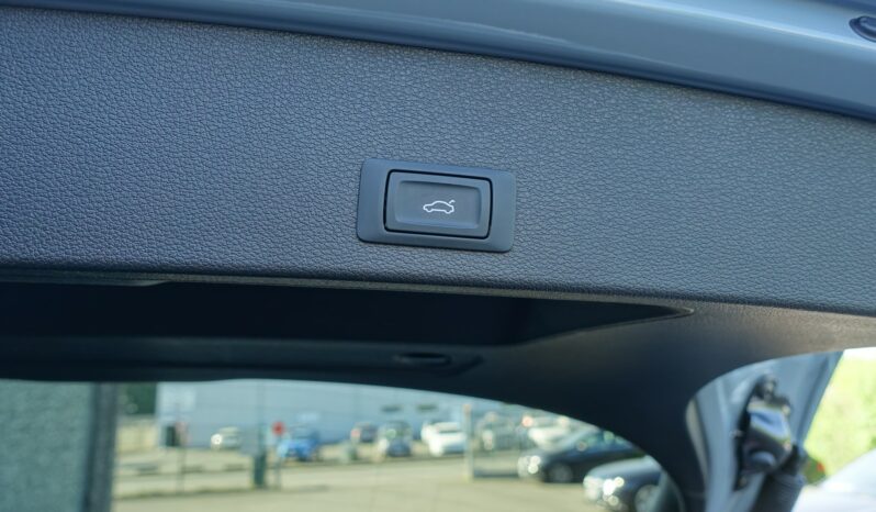 AUDI Q2 35 TFSI 150 CH S-TRONIC S-LINE complet