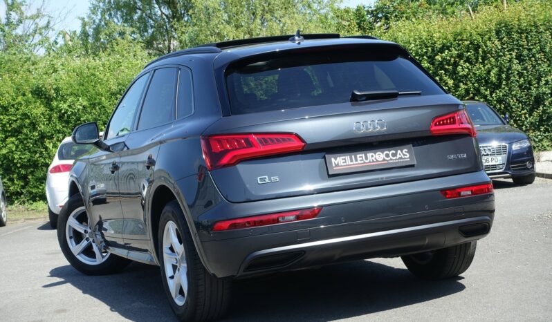 AUDI Q5 35 TDI 163 CH S-TRONIC complet