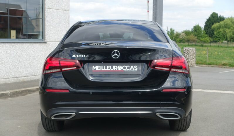 MERCEDES CLASSE A BERLINE 180d 8G-DCT complet