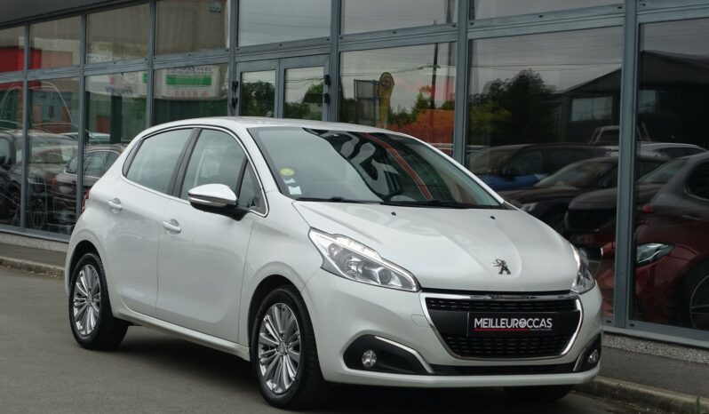 PEUGEOT 208 1.6L HDI PHASE 2 100 CH  ALLURE complet