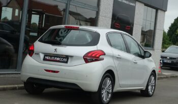PEUGEOT 208 1.6L HDI PHASE 2 100 CH  ALLURE complet