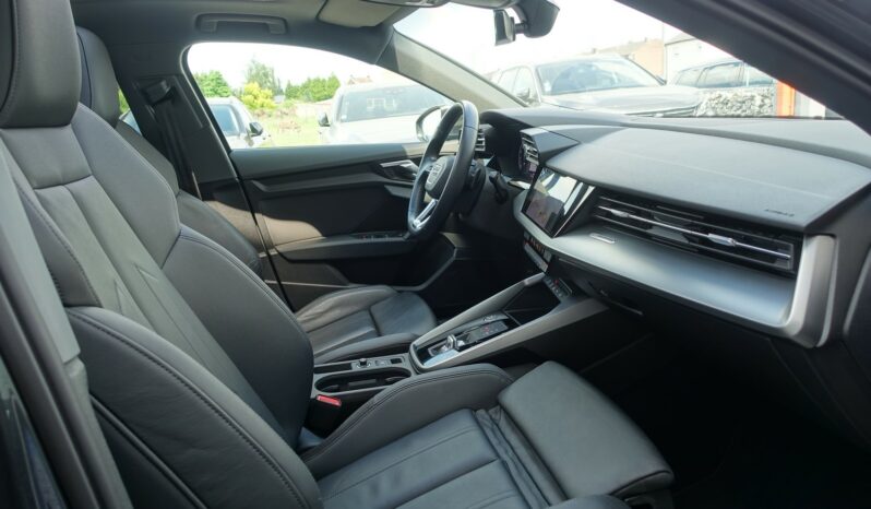 AUDI A3 SPORTBACK 35 TFSI S-TRONIC 150 CH MHEV S-LINE complet