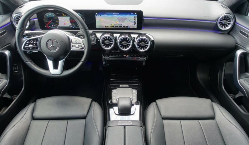 MERCEDES CLASSE A BERLINE 180d 8G-DCT complet