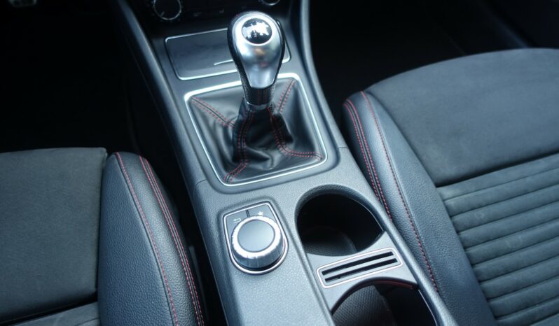 MERCEDES CLASSE A 200 D PHASE 2 AMG-LINE complet
