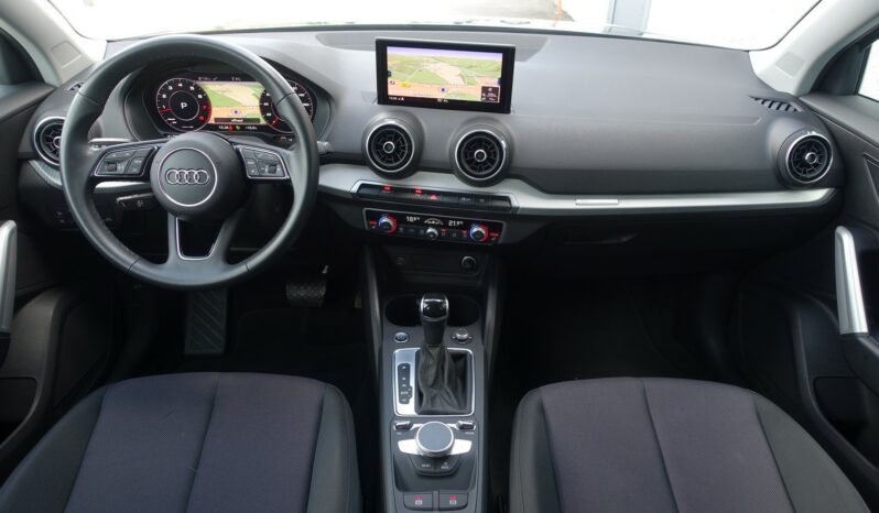AUDI Q2 35 TFSI 150 CH S-TRONIC S-LINE complet