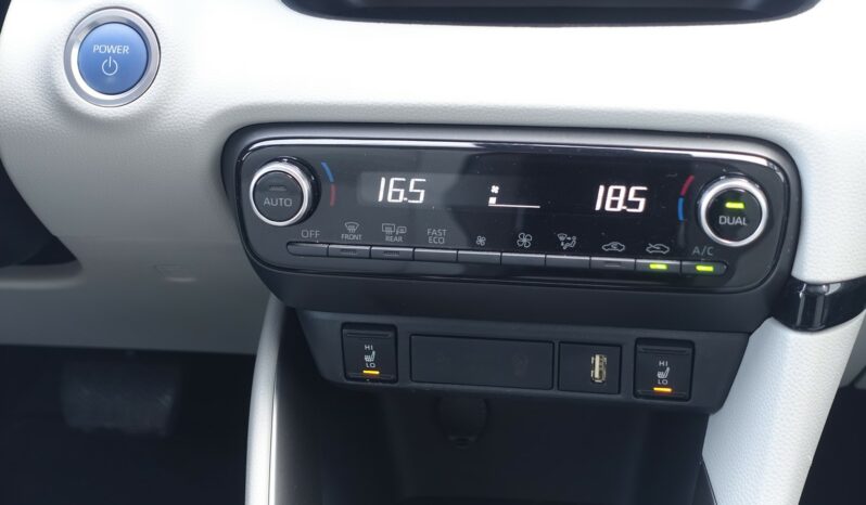 TOYOTA YARIS 1.5 VVTI HYBRID 116 CH BVA ICONIC complet