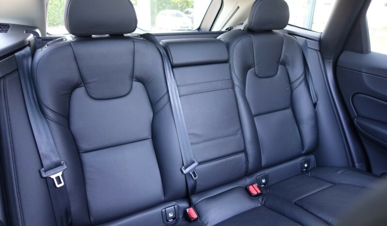 VOLVO XC 60 D4 2.0 L GEARTRONIC 163CH INSCRIPTION complet