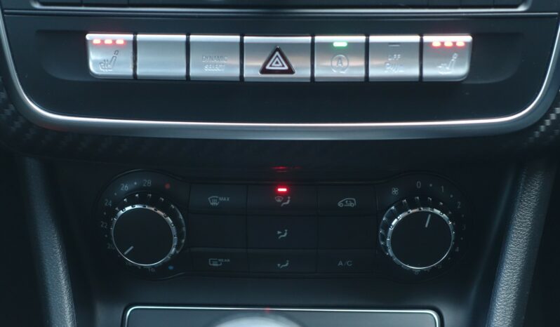 MERCEDES CLASSE A 200 D PHASE 2 AMG-LINE complet