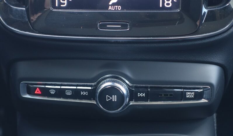 VOLVO XC 40 D3 2.0 L 150CH MOMENTUM complet