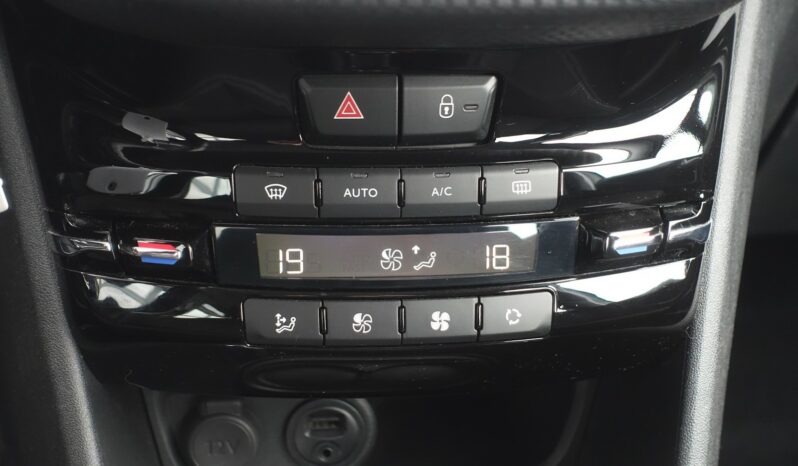 PEUGEOT 208 1.6L HDI PHASE 2 100 CH  ALLURE complet