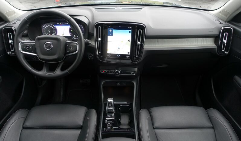 VOLVO XC 40 T4 HYBRIDE RECHARGEABLE GEARTRONIC 211 CH INSCRIPTION complet