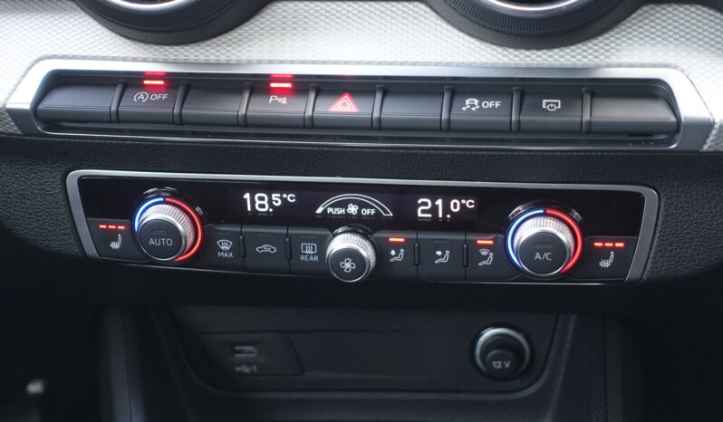 AUDI Q2 35 TFSI 150 CH S-TRONIC S-LINE complet