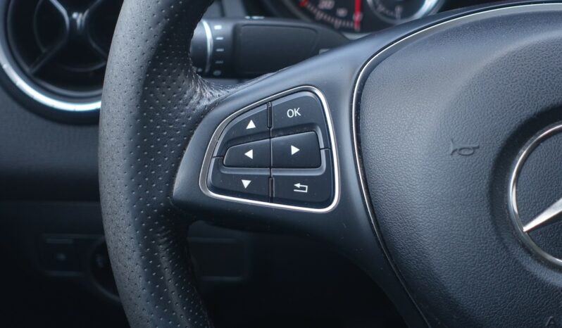 MERCEDES CLASSE CLA 180 CDI BERLINE complet